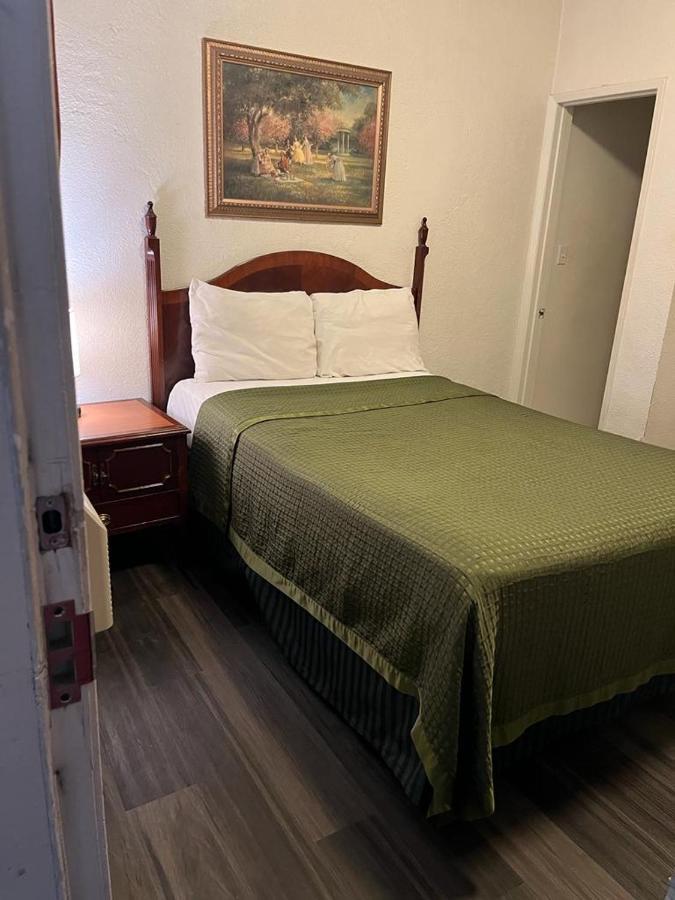 Economy Inn Пасо Роблс Экстерьер фото